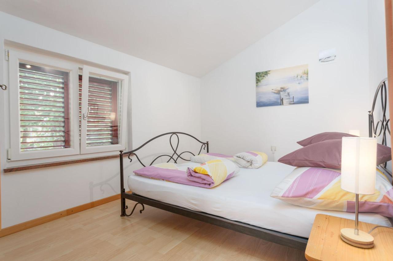 Apartment Marko Kornić Kültér fotó